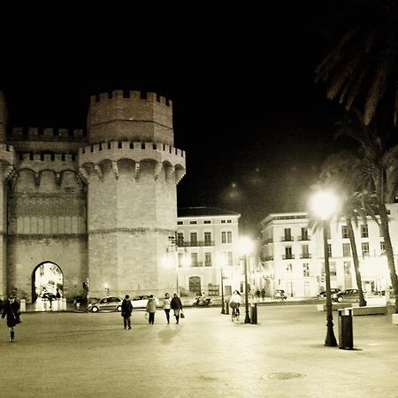 Valenciaflats Torres De Serrano Exteriör bild