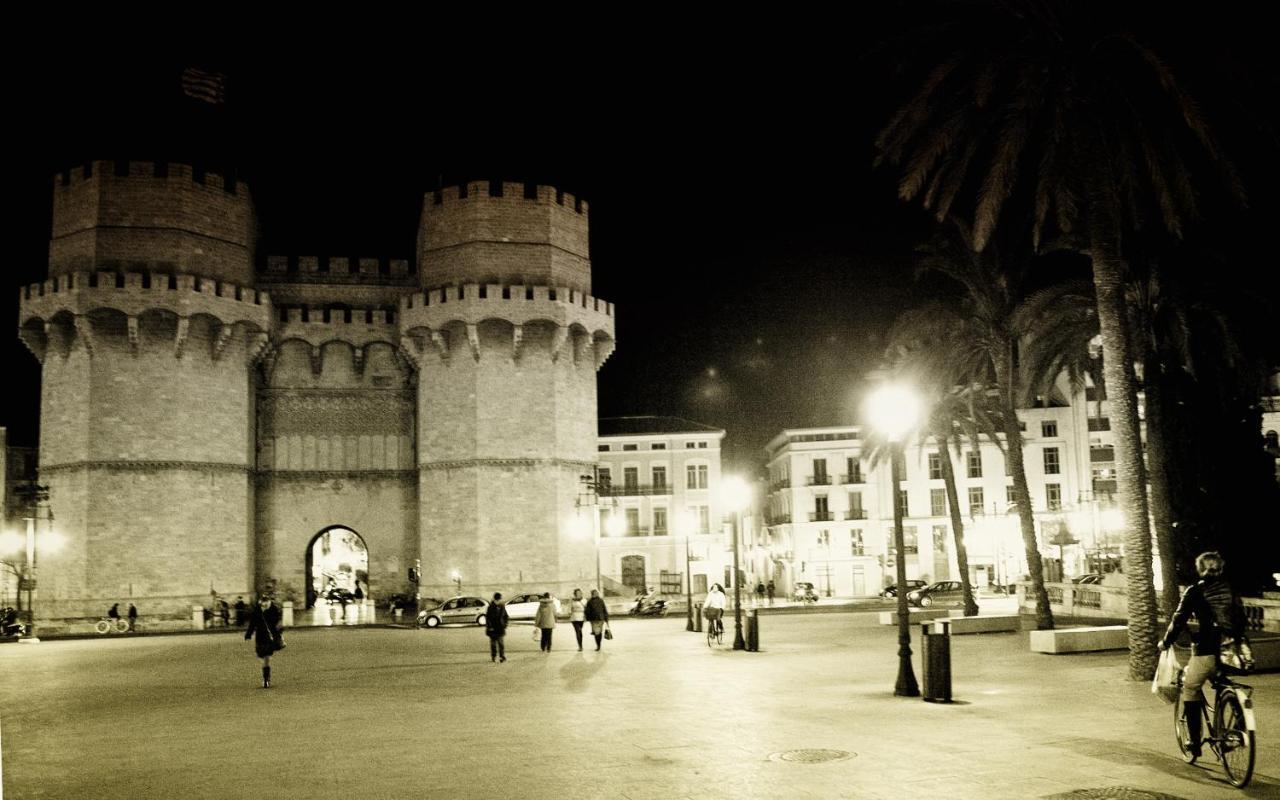 Valenciaflats Torres De Serrano Exteriör bild